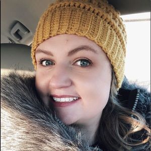 Meet your Posher, Marisa